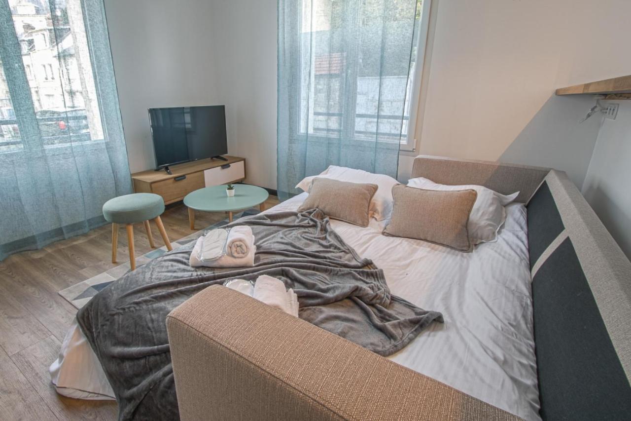 DOUCES NUITS CAENNAISES - Parking Privé inclus, centre ville Extérieur photo